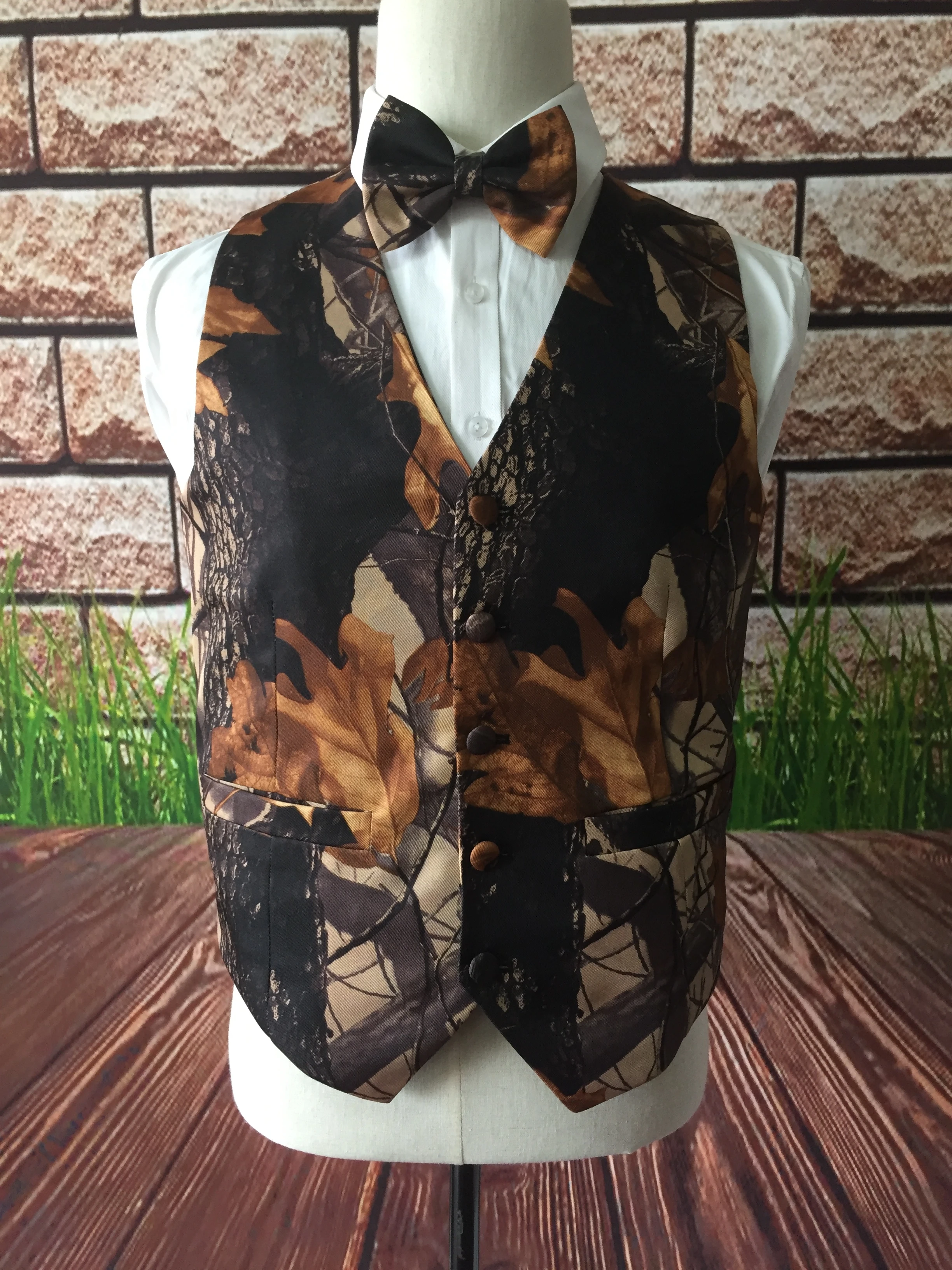 Camo Groom Vests Country Rustic Wedding Party for Men Attire Camouflage Slim Fit Groomsmen Prom Waistcoat Hunter