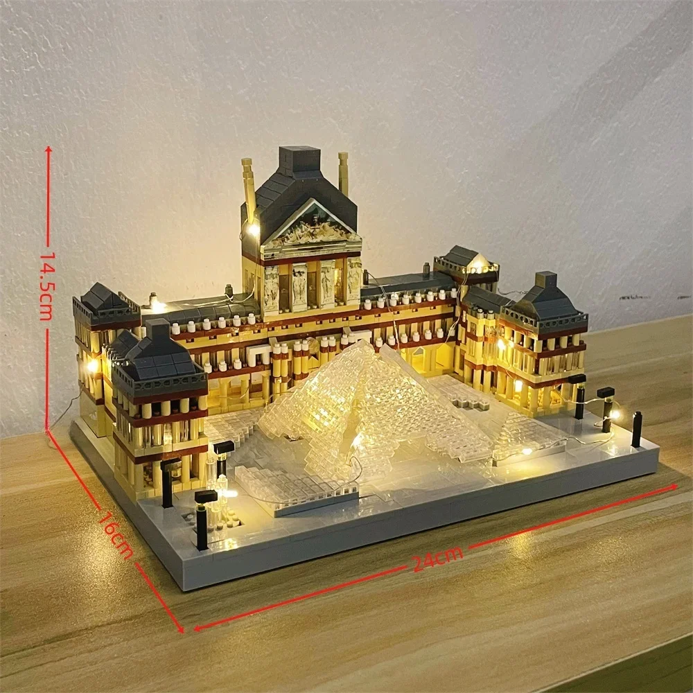 thumbnail image 1 of Nuevo y exquisito juego de bloques de construcción en miniatura de la Torre Eiffel de París: iluminación LED, regalo perfecto para iluminar tu mundo, 1 of 5