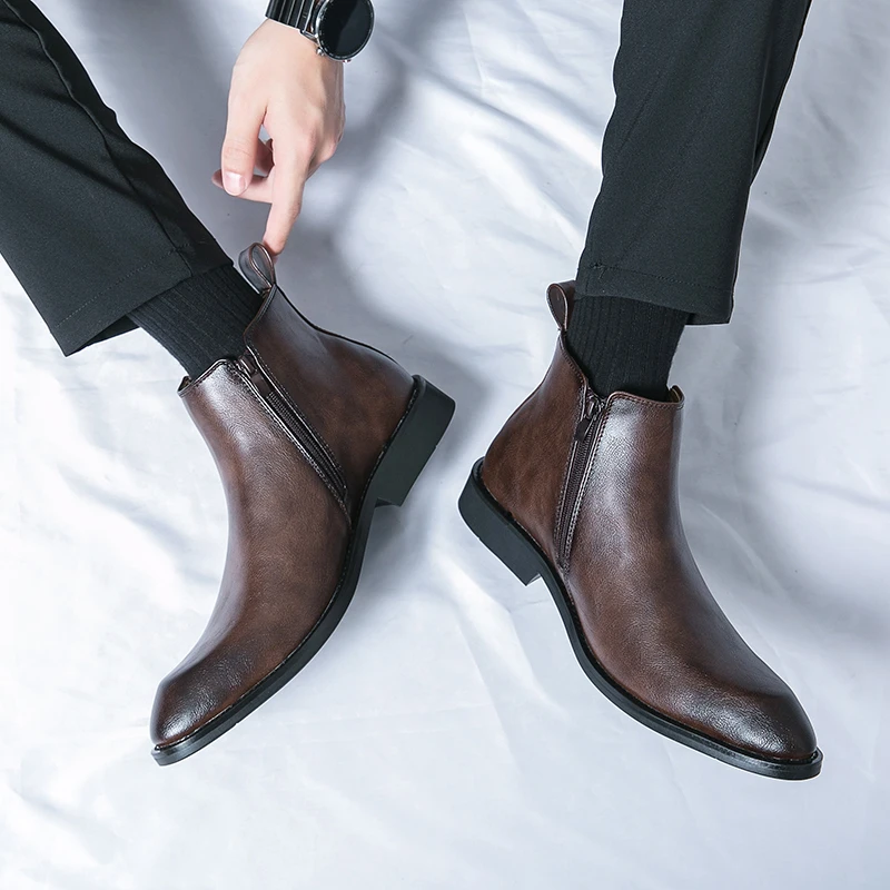 2024 Leather Spring Designer Zipper Italian Dress Office Shoes for Mens Chelsea Casual Boots Retro Pointed Ankle Boot Footwear