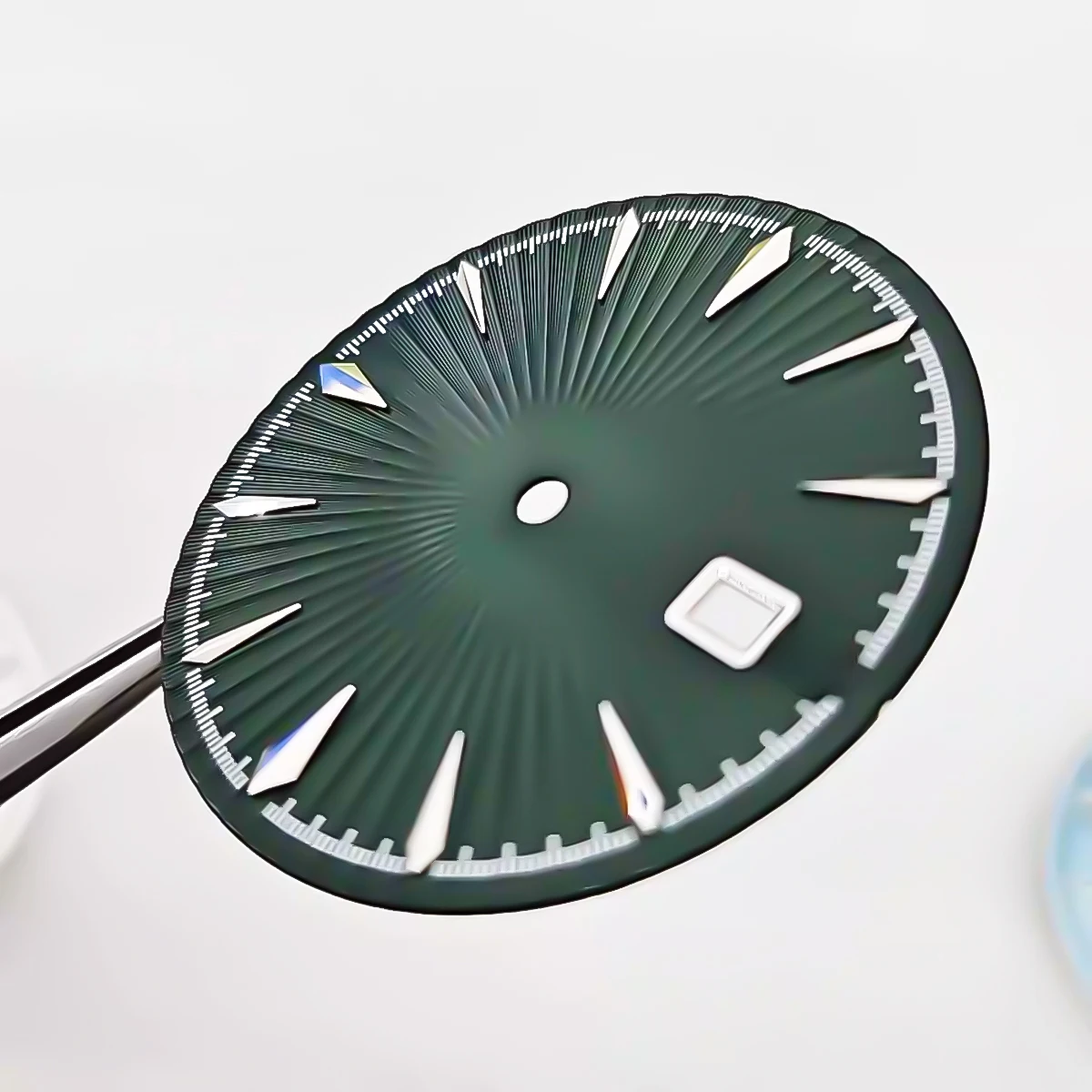 Radial Pattern 29mm Watch Dial with Single Date for Men's and Women's Watches