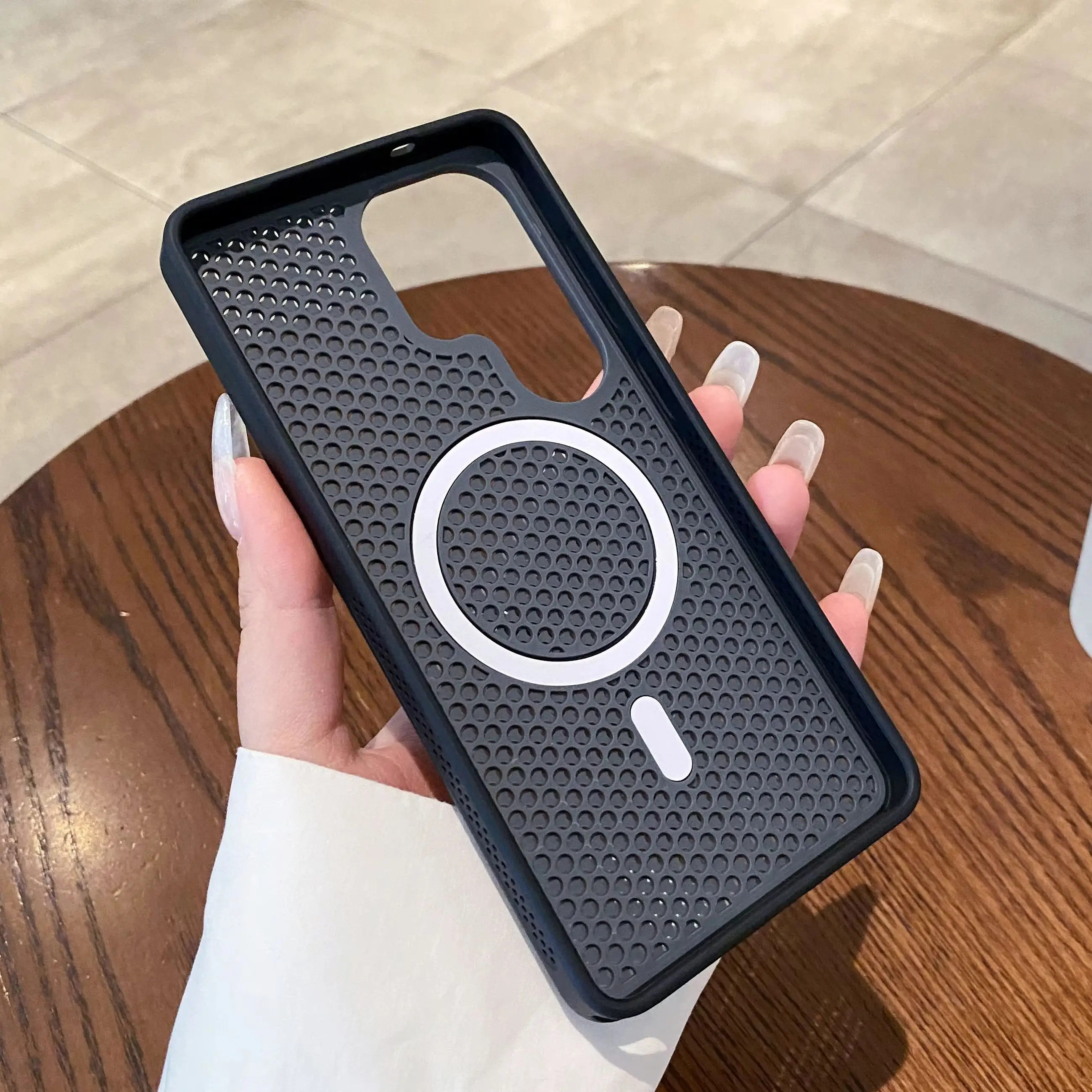 Magnetic Cooling Breathable Mesh Hard PC Shockproof Slim Matte Cover