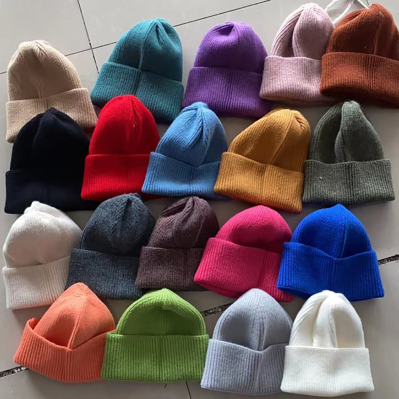  New winter adult casual beanie cap Outdoor lady knitted hat Thick warm comfortable 