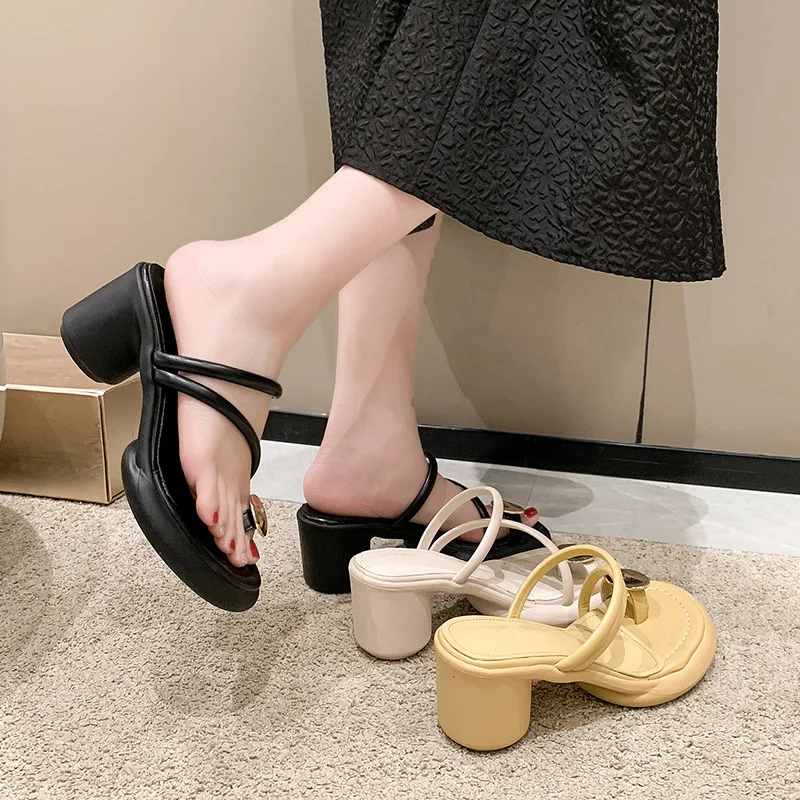 

Solid Color High-Heeled Sandals Summer New Outdoor Casual Sexy Soft Comfortable Square Toe Women's Shoes Metal Decoration 35-39