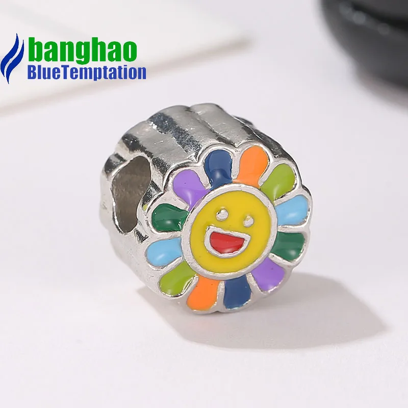 

Wholesale DIY Fashion sunflower Charm for making accessories for jewelry alloy pendants bracelets beads ENM924