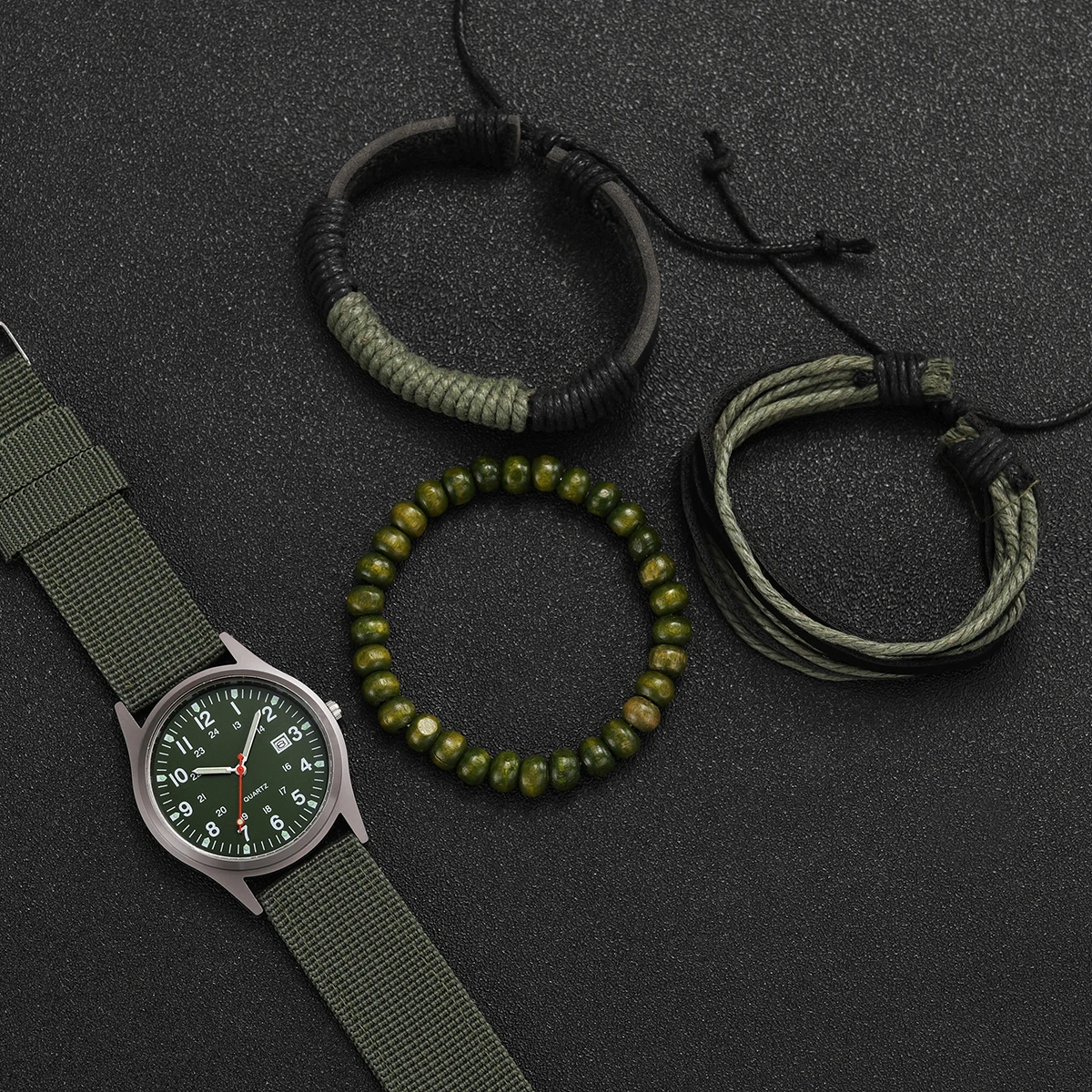 4PCs/Set Men's Vintage Watch Nylon Strap Fashion Calendar Quartz Dial Green Leather Bracelet Set