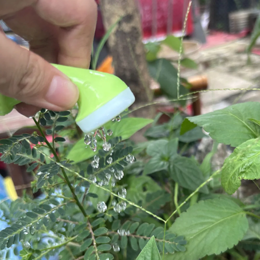 Bottle Cap Sprinker Home Garden Mini Watering Can Head Water Spout Bonsai Nozzle for Indoor Outdoor Seedling Plant Tool 2Pcs watering nozzle bottle cap sprinkler