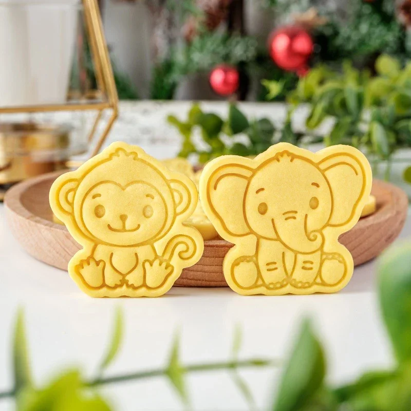 Cookie Cutter Baking Decorating Tools Cartoon Animals Cookie Cutter Jungle Animal Cute Tiger Lion Cat Dog Bear Elephant Biscuit Stamp Embossing Tools Cake Decoration