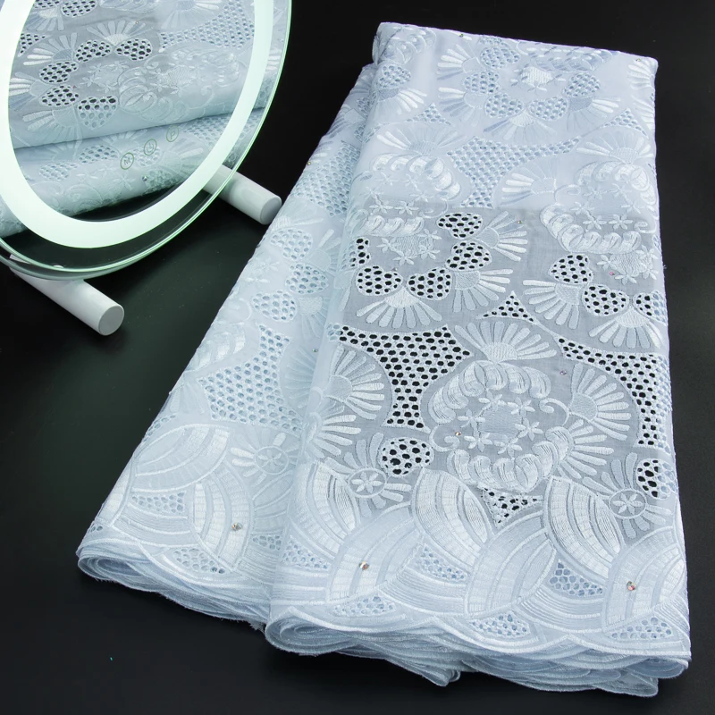 

French Nigerian Swiss Voile Lace Fabric 2023 High Quality African Cotton Lace Fabric Handmade For Party Evening Dresses SewA3217