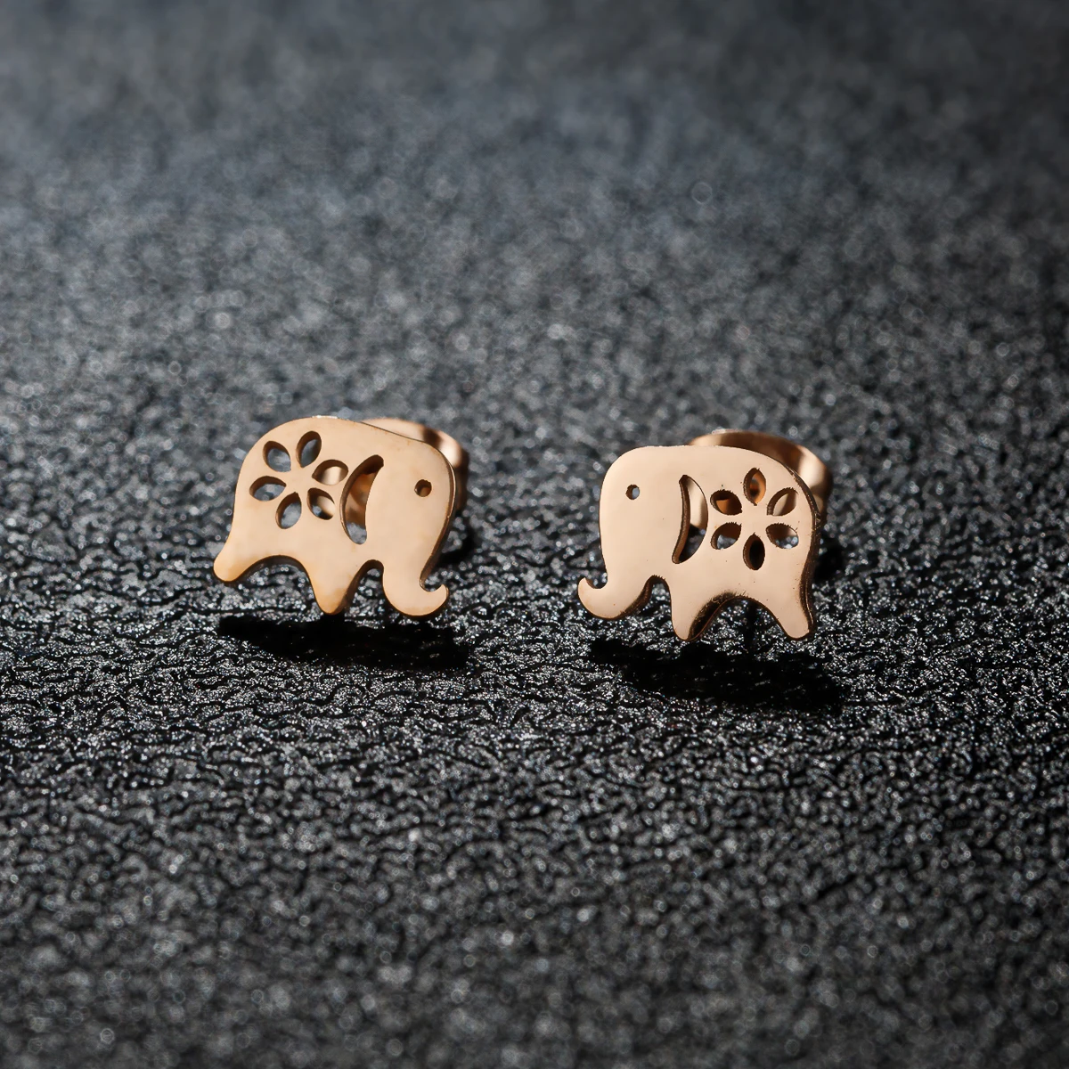 5 paare/los Mini zarte Schmetterling Ohr stecker für Frauen Tier Biene Edelstahl Ohr Piercing Ohrring Schmuck Party Geschenke – Detail 3