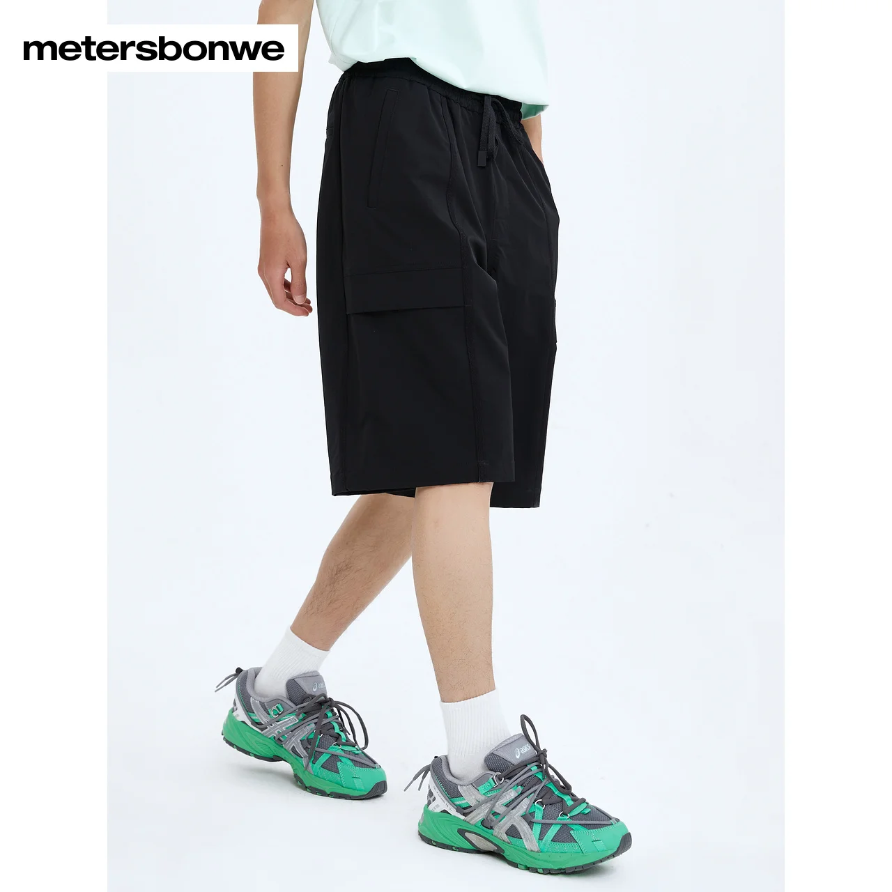 Slide image 60ff72d34c19445cb434afad47243f03