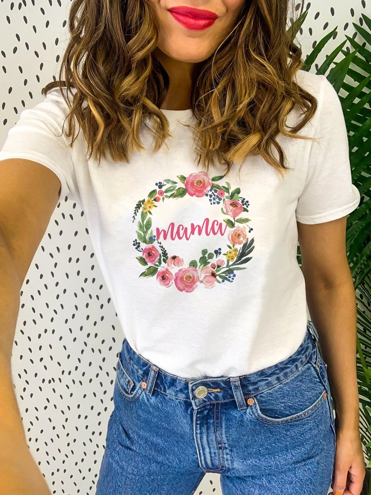 

Graphic T-shirt with Flower Print Mama Letter Tees for Women Aesthetic Mom T Shirts Summer O-Neck Clothing Fashion Female Tops