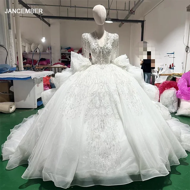 Exquisite Applique Wedding Dresses Deep V Neck Ball Gowns Ruched Tulle Tassel Long Sleeve Formal Beach Party vestidos de novia XS76 1