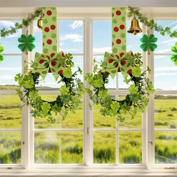 Lucky Clover Wreath Decor 1