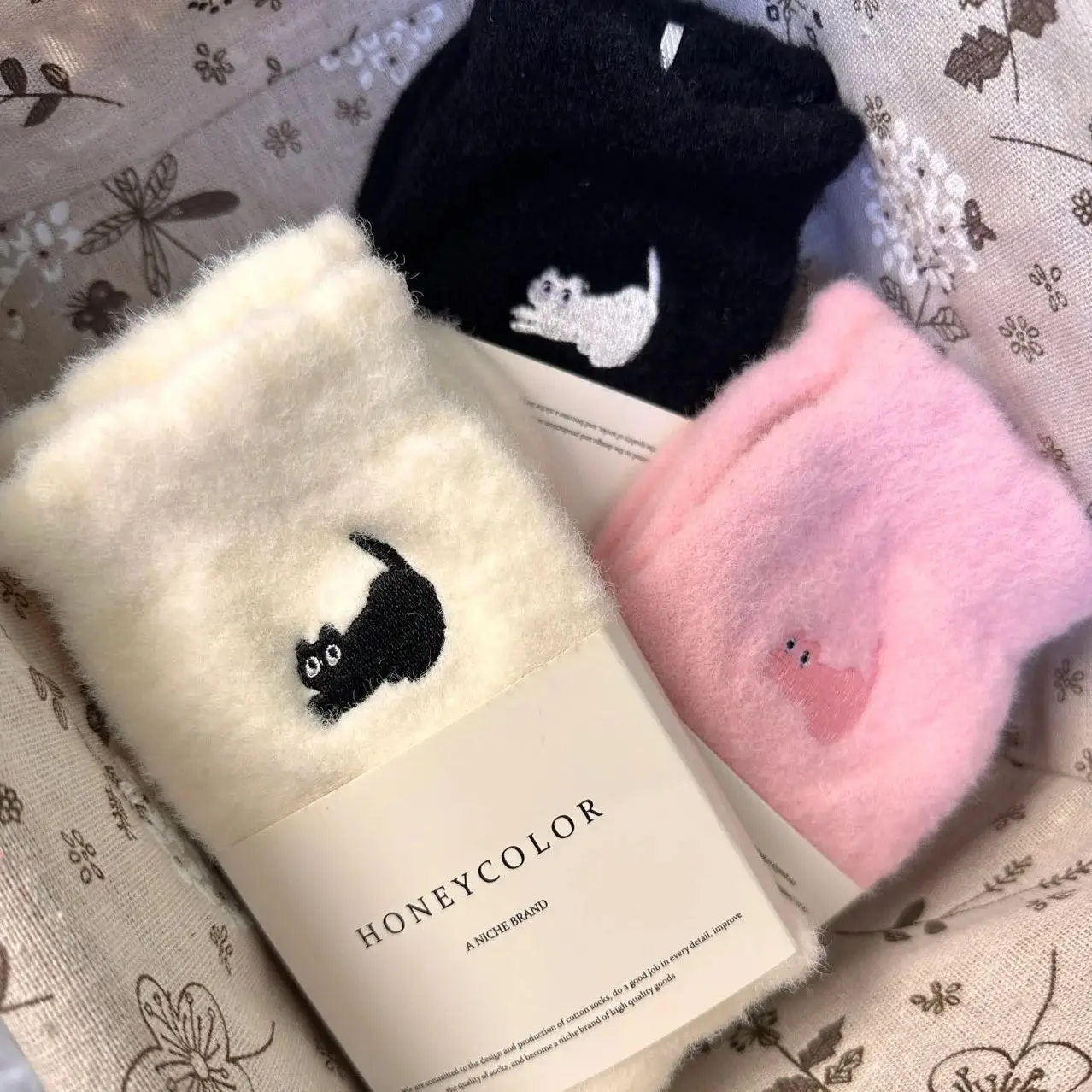 Description Picture 3 of itemCute Cat Mink Fleece Super Soft Socks for Women Winter Warm Thicken Coral Plush Socks Thermal Snow Home Sleep Floor Kawaii Sock