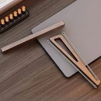 Support pour ordinateur portable pliable en bois - Ergonomique 12 °   Angle réglable, conception triangulaire de ventilation de refroidissement, accessoire de bureau 3