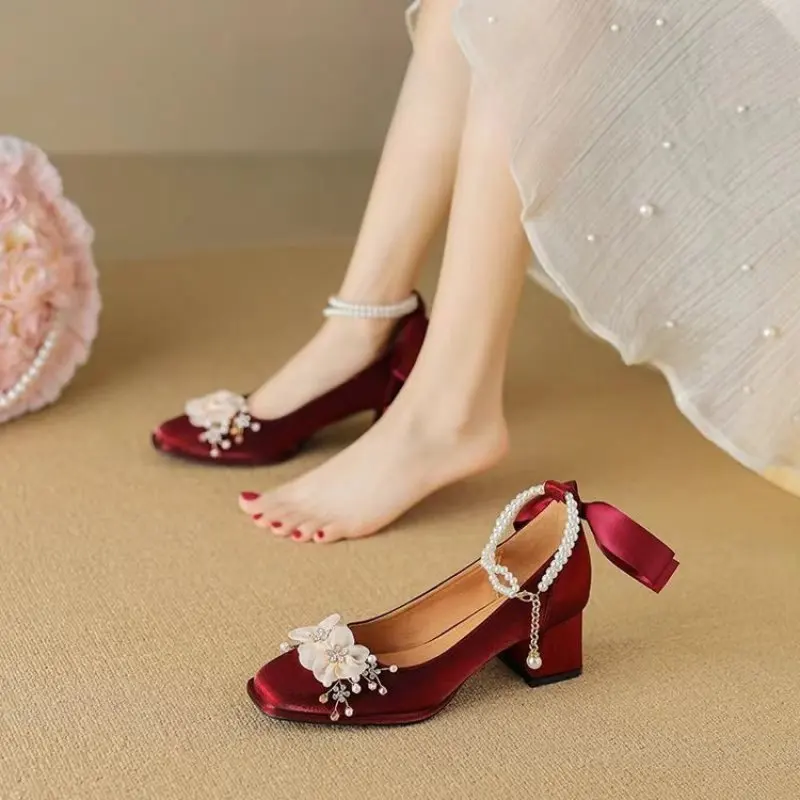 Elegant Flowers High Heels Pumps Women New Pearl Ankle Strap Wedding Shoes Woman String Bead Small Square Heel Bridal Sexy Shoes