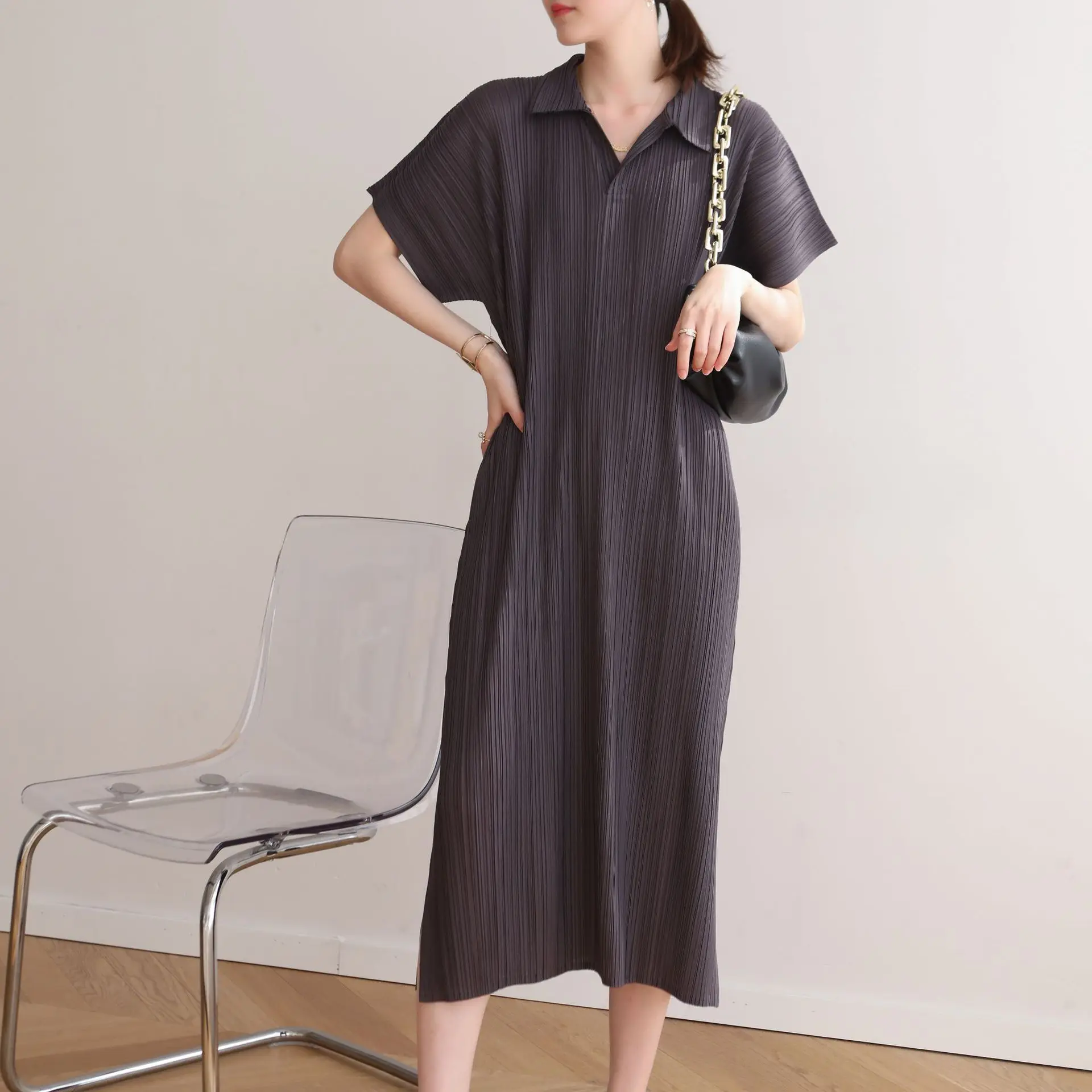 

Платье женское Плиссированное с V-образным вырезом и коротким рукавом