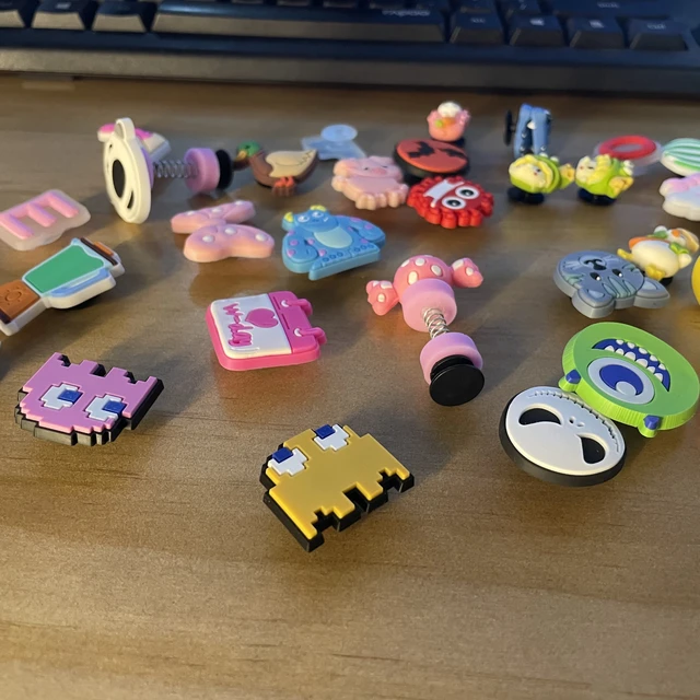 CSBL Cartoon Medical Shoe Ornament Removable PVC Flexible Glue Buckle Eva Sandals Croc Ornament Embroidery Shoes Decorations 10 random products