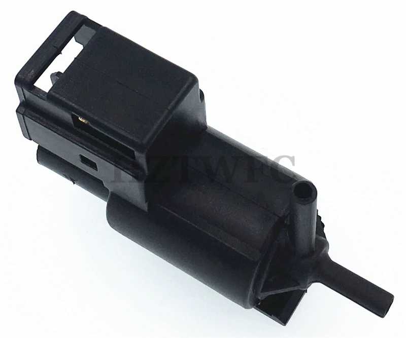 thumbnail: HZTWFC Zwarte VSV EGR-vacuümschakelaar Purge Magneetventiel K5T49090 K5T49091 Compatibel Voor Mazda Protege 626 RX-8