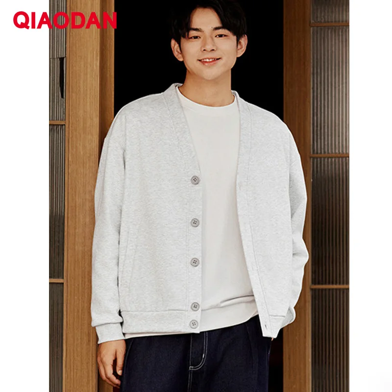 QIAODAN 남성 니트 가디건 캐주얼 긴팔 따뜻한 재킷 2025 겨울 편안한 패션 루즈 코트 탑스 아우터웨어 QXLWD3253047