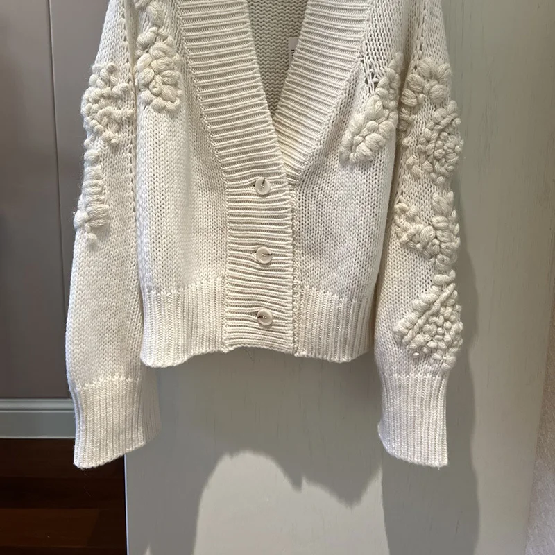 하이 퀄리티 할로우 핸드 후크 자수 가디건 여성용, 우아한 긴팔 V 칼라, 싱글 브레스트 루즈 코트, 겨울 신상, 23