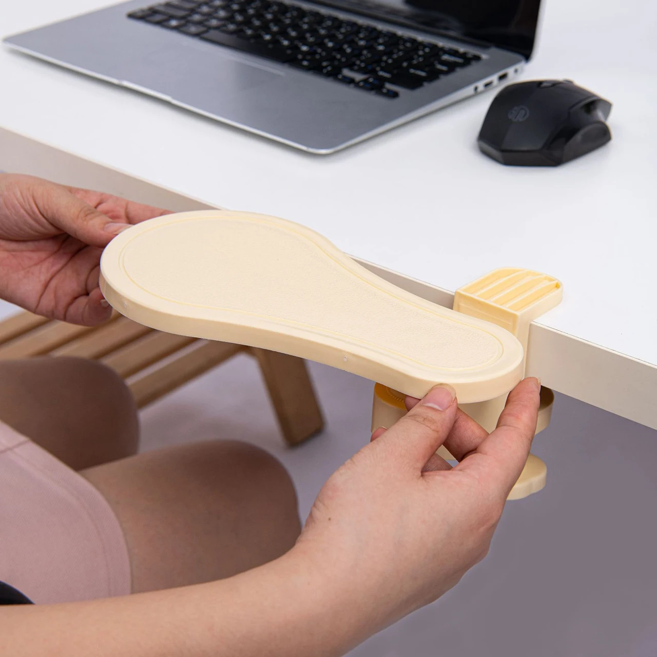 Computer Desk Arm Rest Bracket Desktop Extension Wrist Support Adjustable Keyboard Ergonomic Wrist Rest Rack