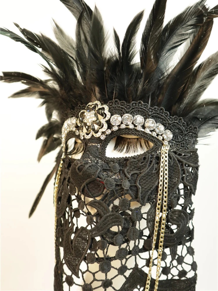 

Mask Lace Fabric Metal Chain Rhinestone Ornament Feather Edge Full Face Adult Stage Singing Halloween Party Performance Props1Pc