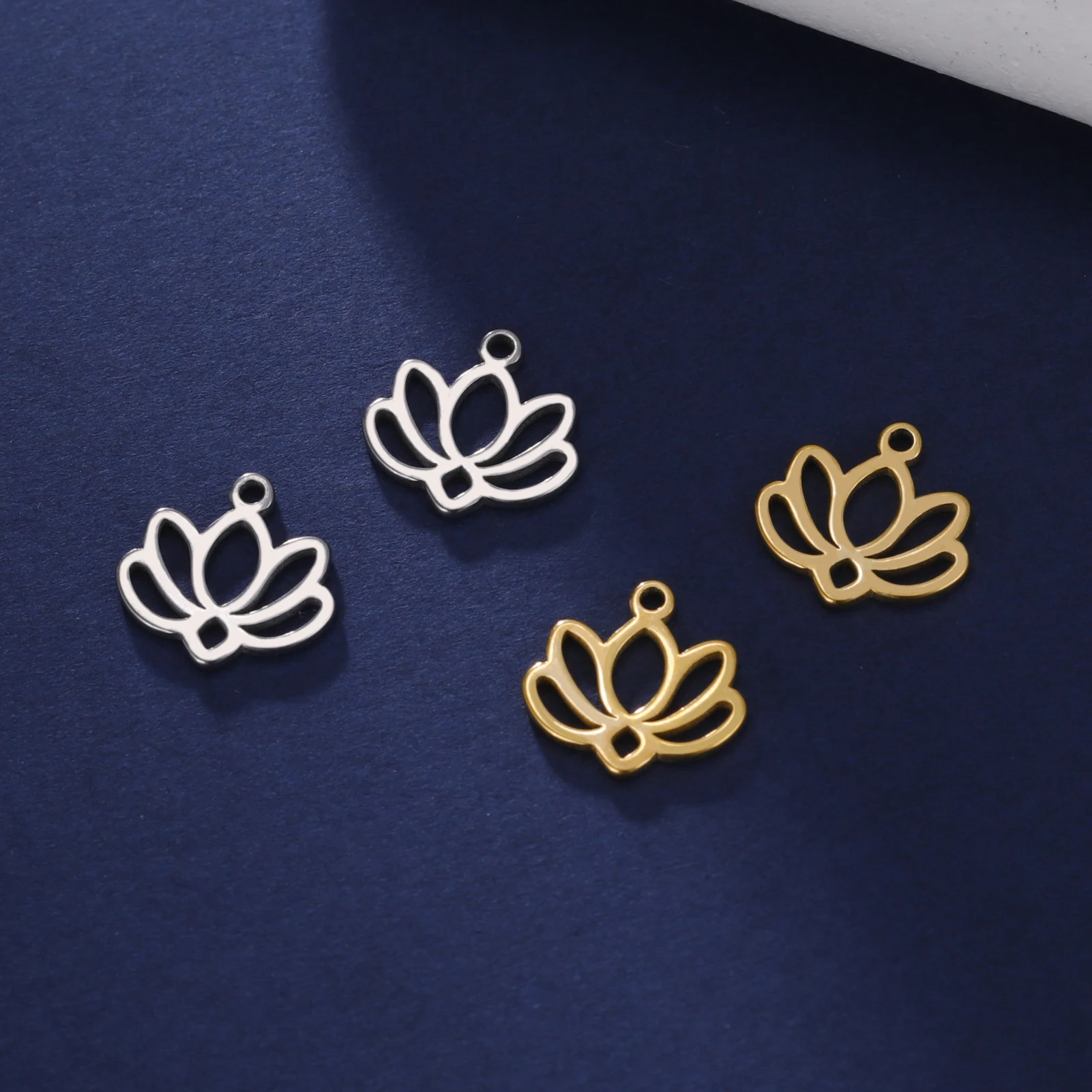 Stainless Steel Charms for Jewelry Making Bear Leaves Stars Pendant Mini Charm Bracelet DIY Accessories 5pcs/lot