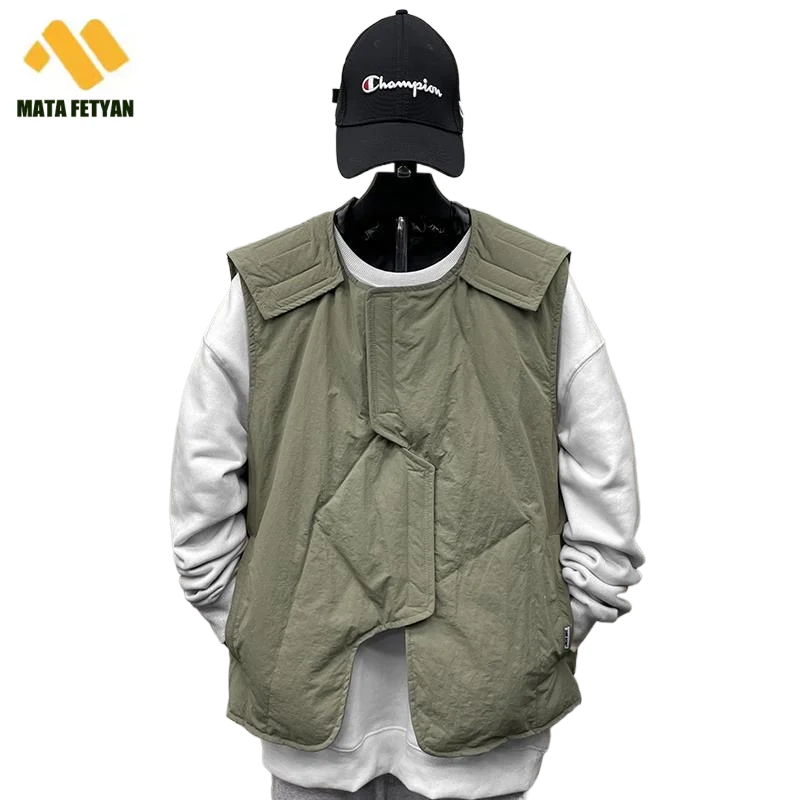 

2023 Autumn Winter Men Irregular stitching down vest Vintage Sleeveless Pockets Down vest