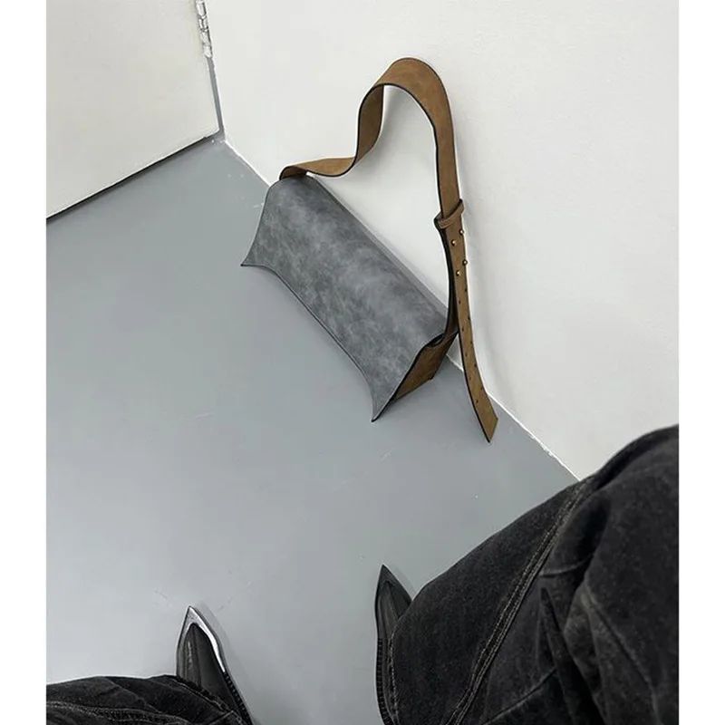 New Simple Luxury Women Underarm Bags All-match Multi-function Outdoor Vintage Women Commuter Pack Fashion Leisure Bag