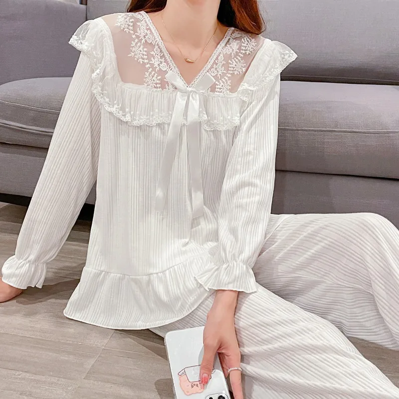

elegant Palace style princess pajamas sleepwear sweet white Patchwork Lace Ruffles nightwear Pijamas Suit casual female