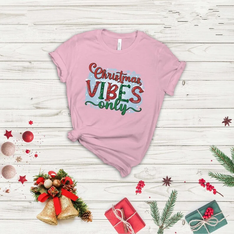 Рисунок 2 - Футболка Рождественская с коротким рукавом