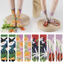 2023 Socks Female Mountain Moon Kee Series Split Toe Socks Designer Jacquard Combed Cotton Socks Women's Tabi Socks  cute