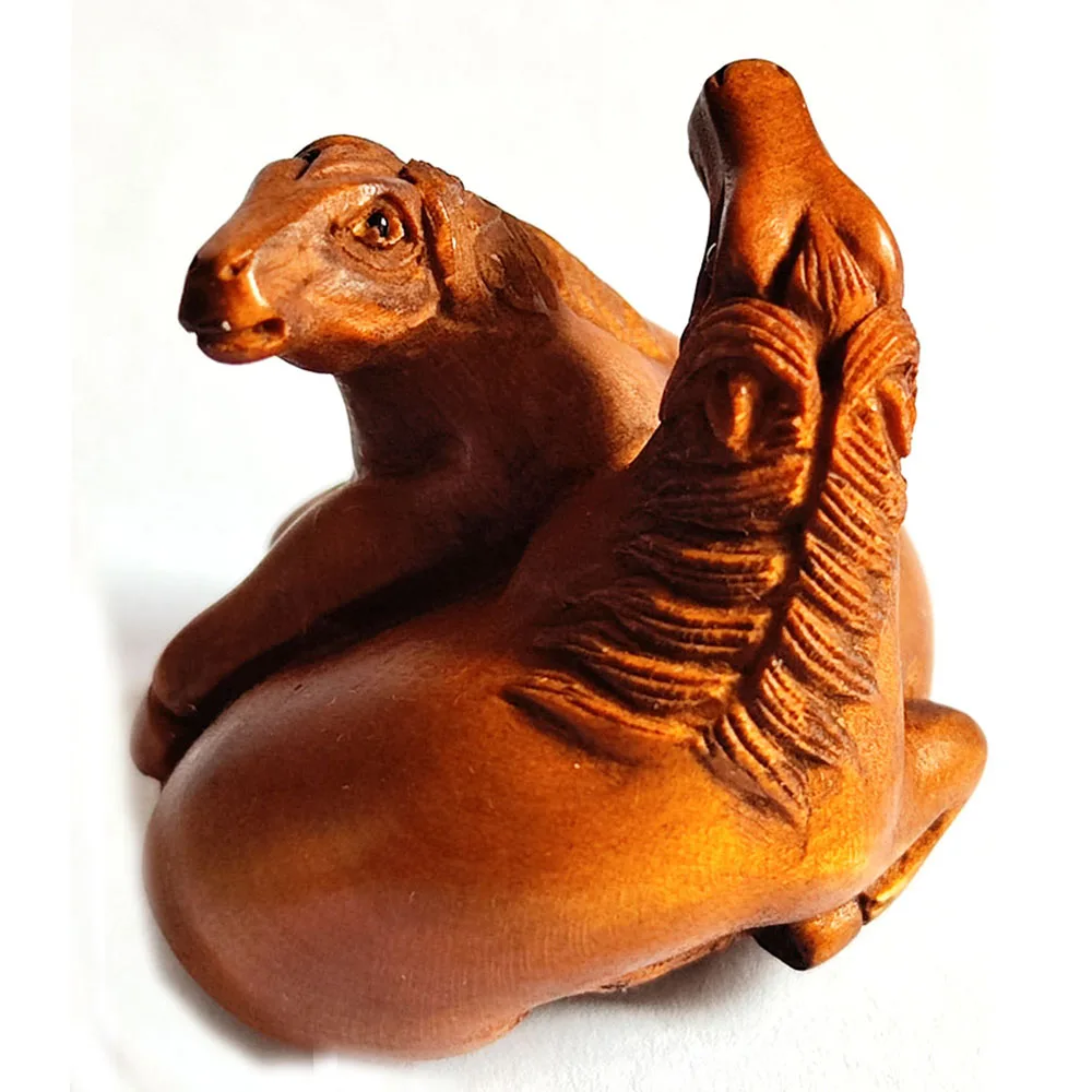 

Y8277 - 2 дюймовая статуэтка ручной резки из ящика и сетки-2 милые обнимающие лошади