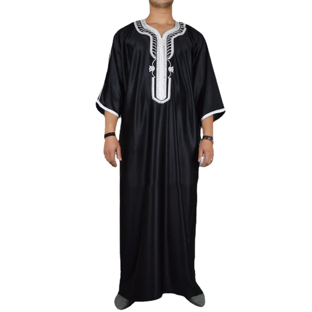 Ethnic Style Men Spring and Autumn Muslim Clothing Embroidered Robe Personalized African Islamic Clothing Robe 2023 New Fashion