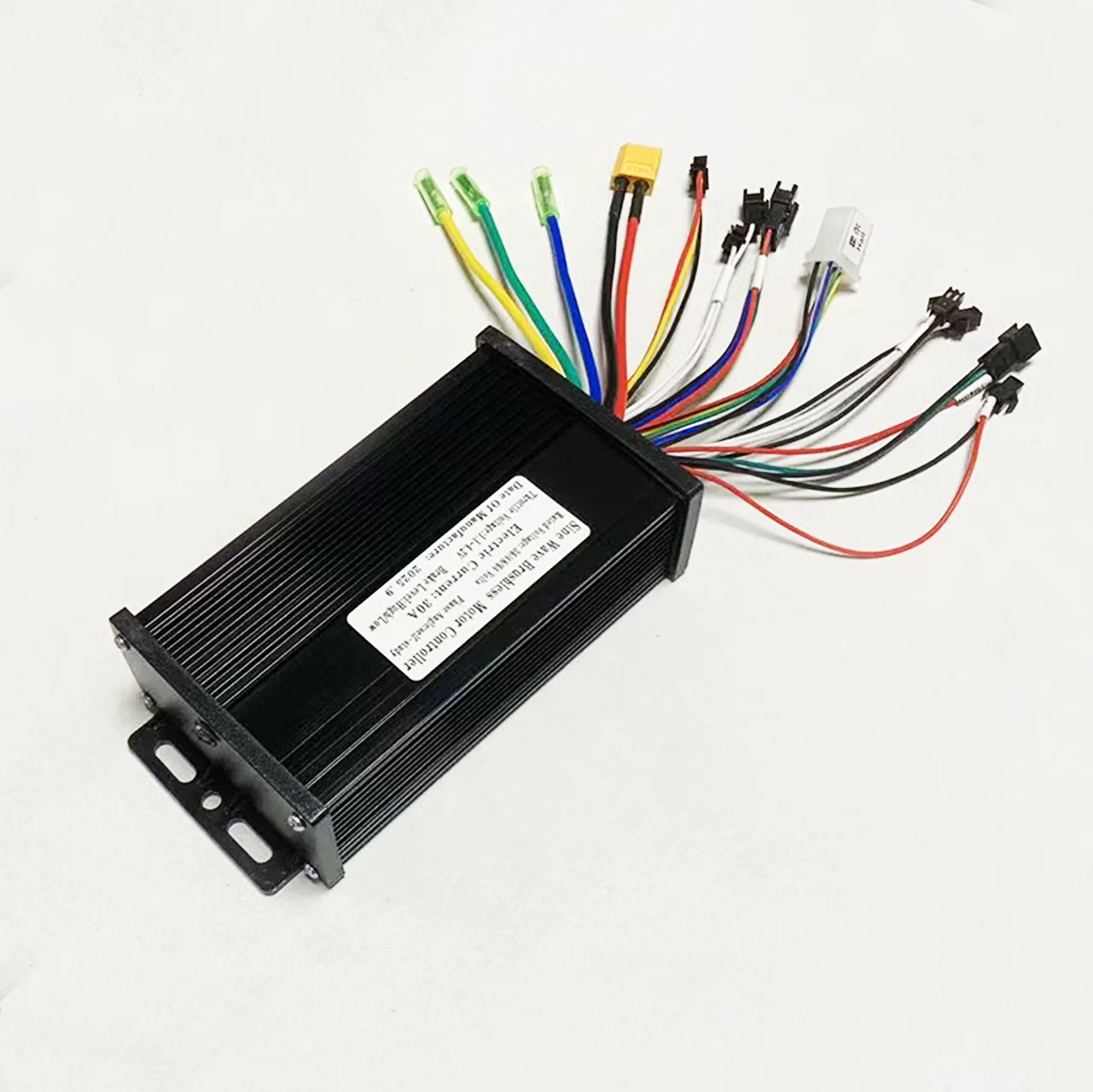 30A sine wave 3-mode 1500W 36V 48V 52V 64V controller with S966 color LCD meter,