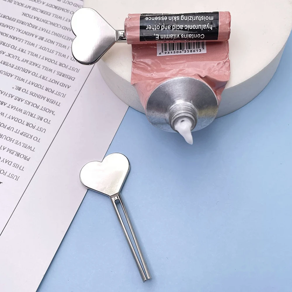 Stainless Steel Manual Toothpaste Squeezer Heart shaped Metal Dispenser Tube Squeezer Key Roller Set Bathroom Accessories 2