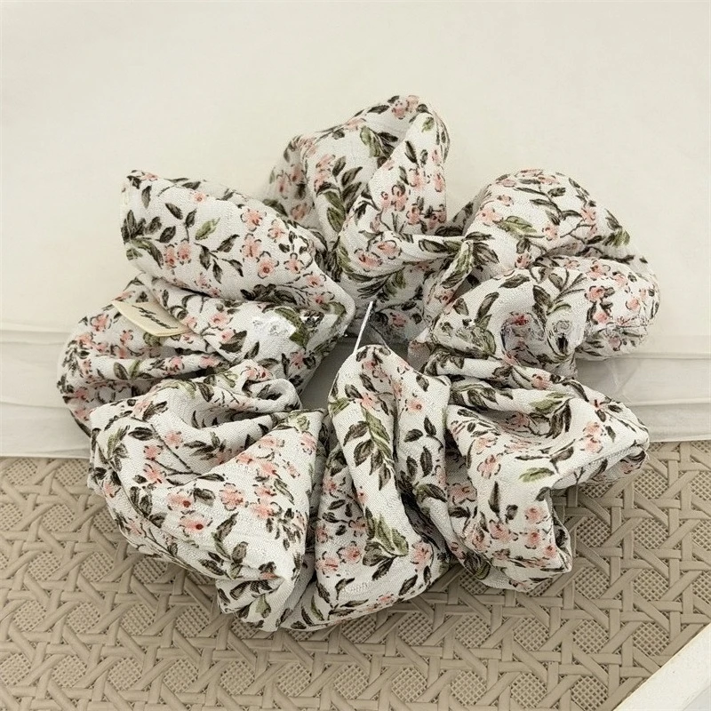 Vintage Blumen-Stoff-Haargummis, Geknitterte Stoff-Haaraccessoires, Eleganter Blumen-Pferdeschwanzhalter, Haarbänder, Blumen-Scrunchies – Detail 3