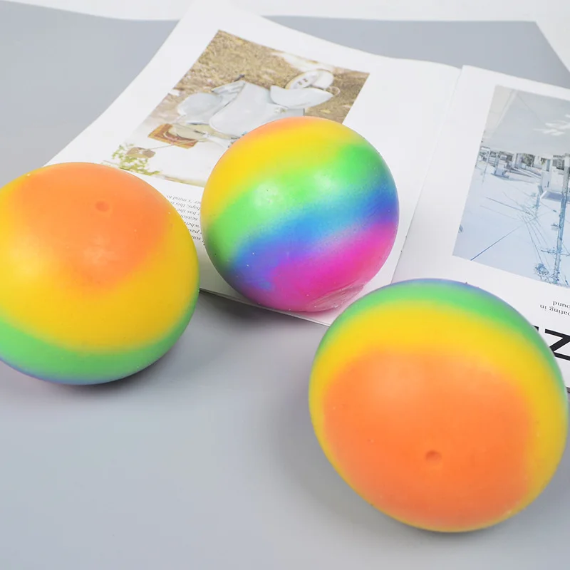 Creative Gradient Rainbow Flour Stress Relief Ball Toys Squeeze Slow Rebound Prank Ball for Kids Finger Training Toy Ball Gifts - Bilde 4