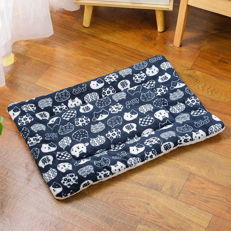 Cute Pet Mat,Double-sided Use,Winter Warm Sleeping Mat,Cat Bed Mat,Suitable for Most Cats and Dogs,Multiple Sizes To Choose From