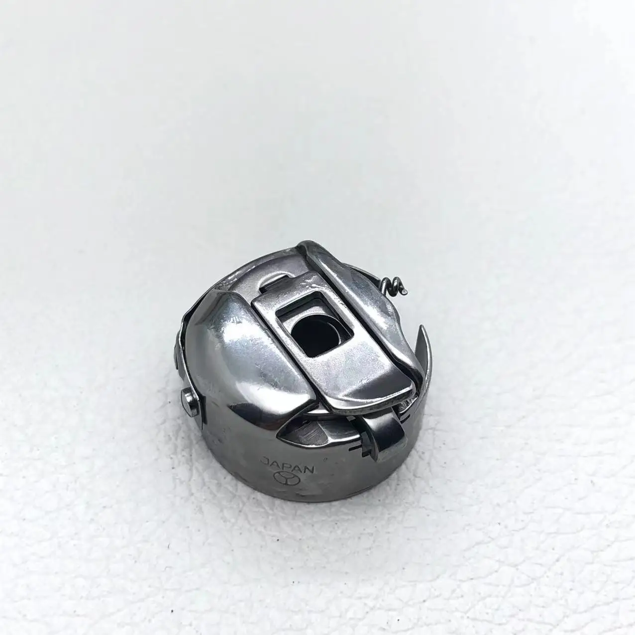 TAJIMA /SWF/BARUDAN Embroidery Machine Bobbin Case TOWA