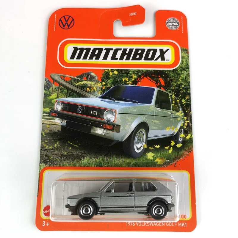 

Модель автомобиля 2022 VOLKSWAGEN GOLF MK1 1976 металлическая, литой под давлением