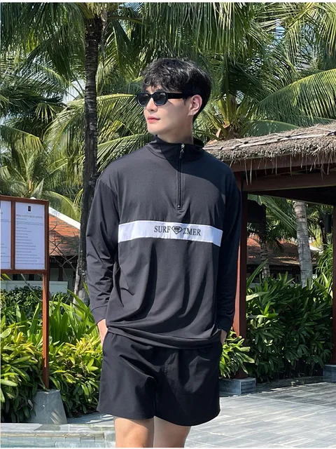 햇빛과 자외선 차단에 대해 걱정하지 않고 수영을 즐기고 싶다면 Bswemek의 래시가드 세트가 필수 아이템입니다.