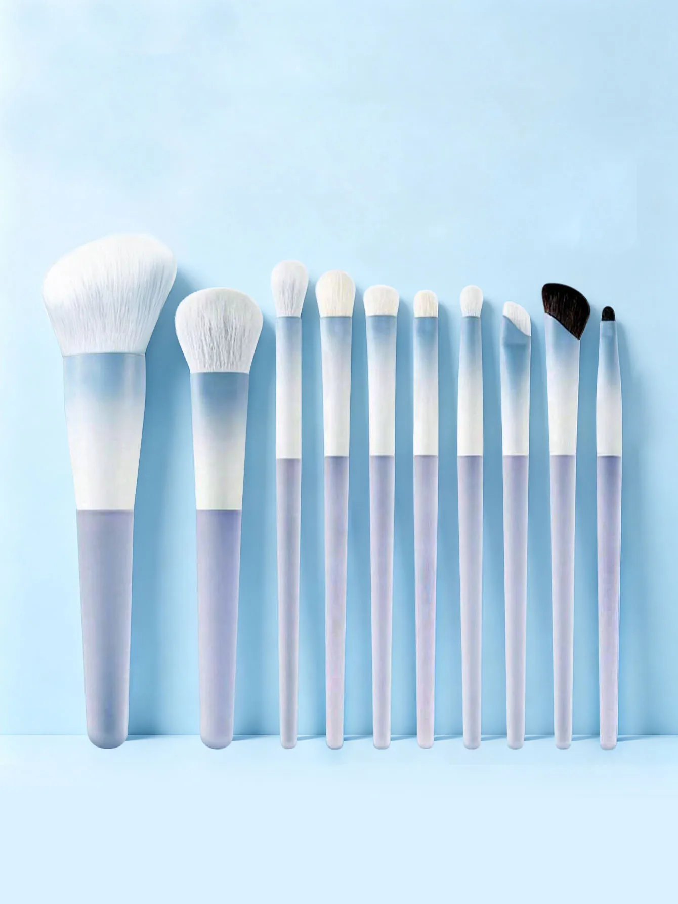 Premium 10-Piece Makeup Brush Set with Soft, Skin-Friendly Fibers