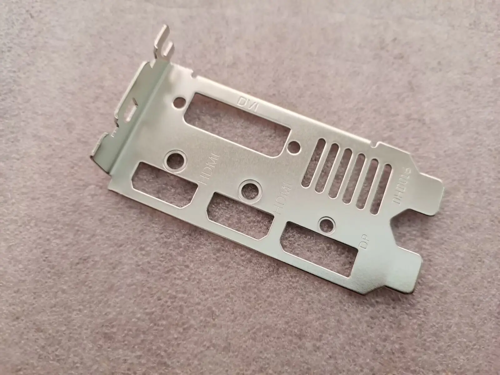 Metade Altura Total Suporte de Perfil para Gigabyte Gtx750 Gtx1050 Gtx1050ti Gtx1650 Placa de Vídeo - Imagem 2