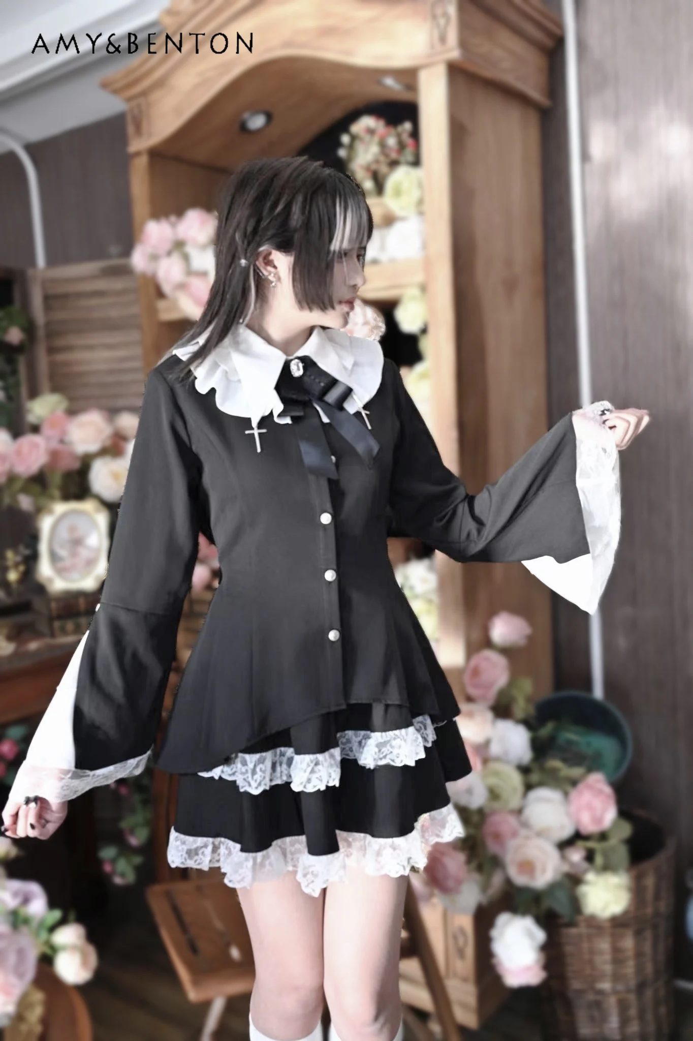 일본 고딕 광산 양산 귀여운 플레어 소매 프릴 칼라 슬림 블라우스, 미니 스커트 2 종 세트, 로리타 의상 