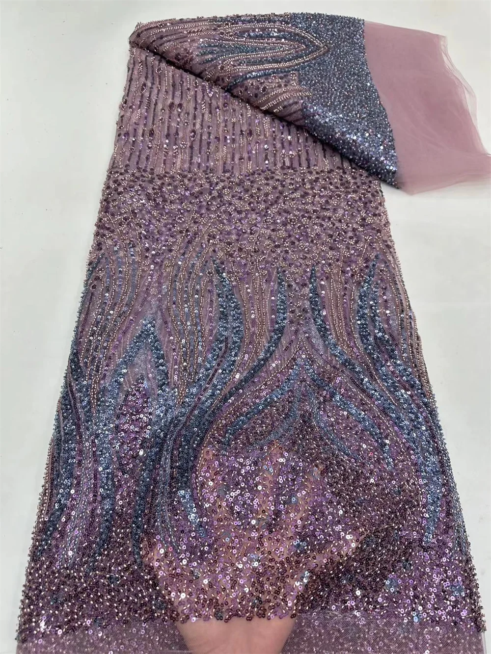 

Nigerian Handmade Beads Lace Fabric Luxurious Sequins Beaded Embroidery African Lace Fabric for Sewing High Quality 2024 A01-3