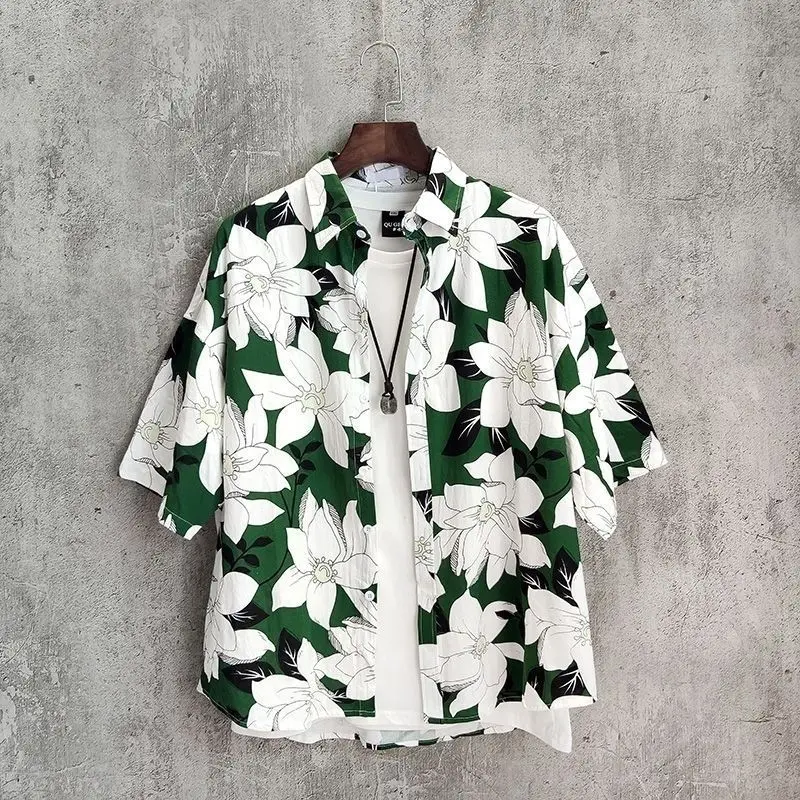 

Fashion New Short-Sleeved Shirt Men And Women Summer Loose Thin Hawaiian Beach Flower Five Minutes Sleeve Flower Shirt A3313