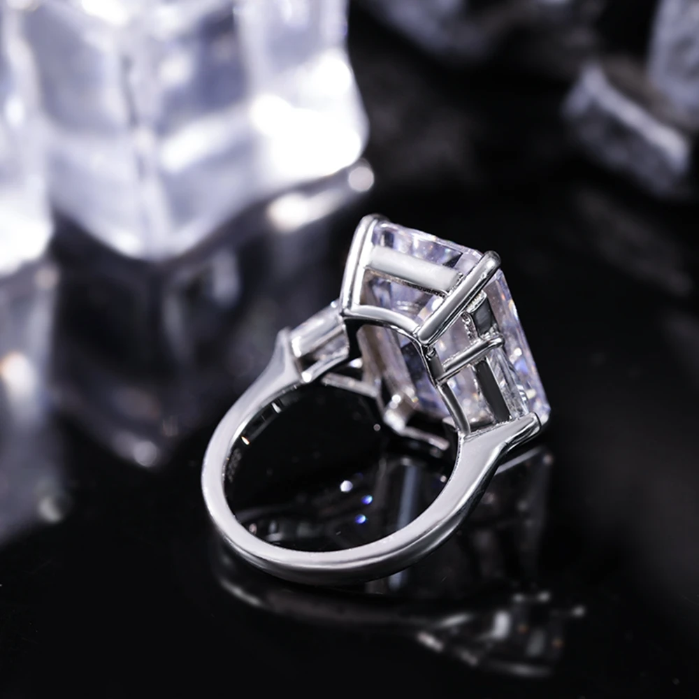 WUIHA Classic Solid 925 Sterling Silver Emerald Cut 10*14MM White Sapphire Created Moissanite Gemstone Wedding Ring Fine Jewelry