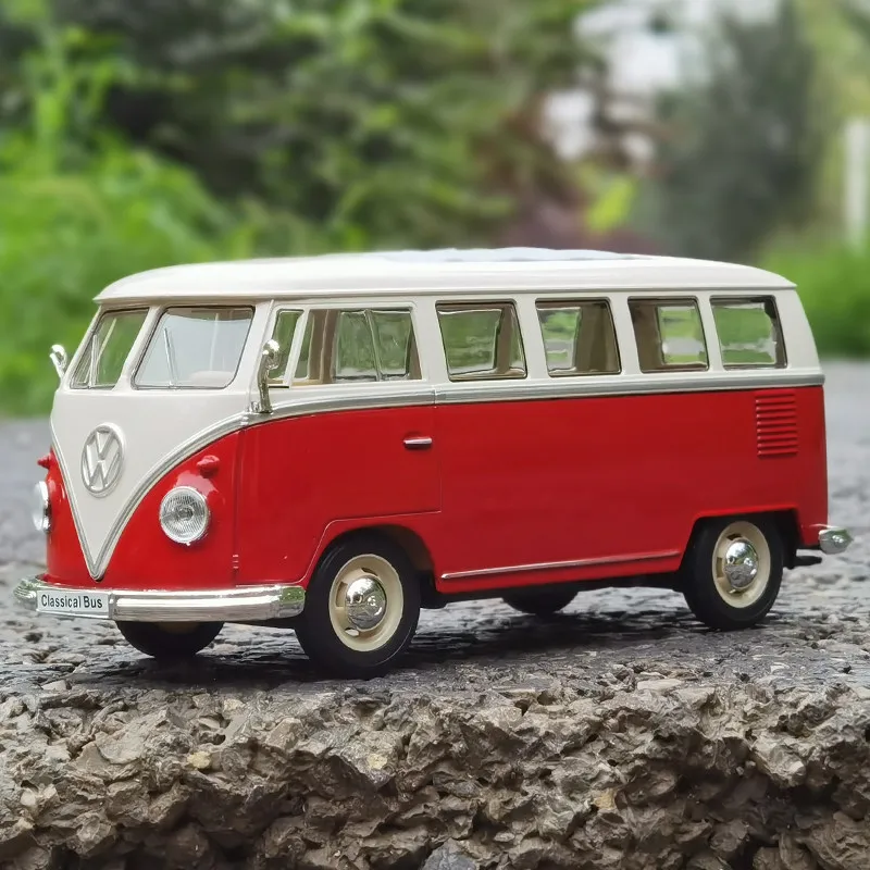 WELLY 1:24 Volkswagen VW T1 BUS 1963 T2 Alloy Car Model